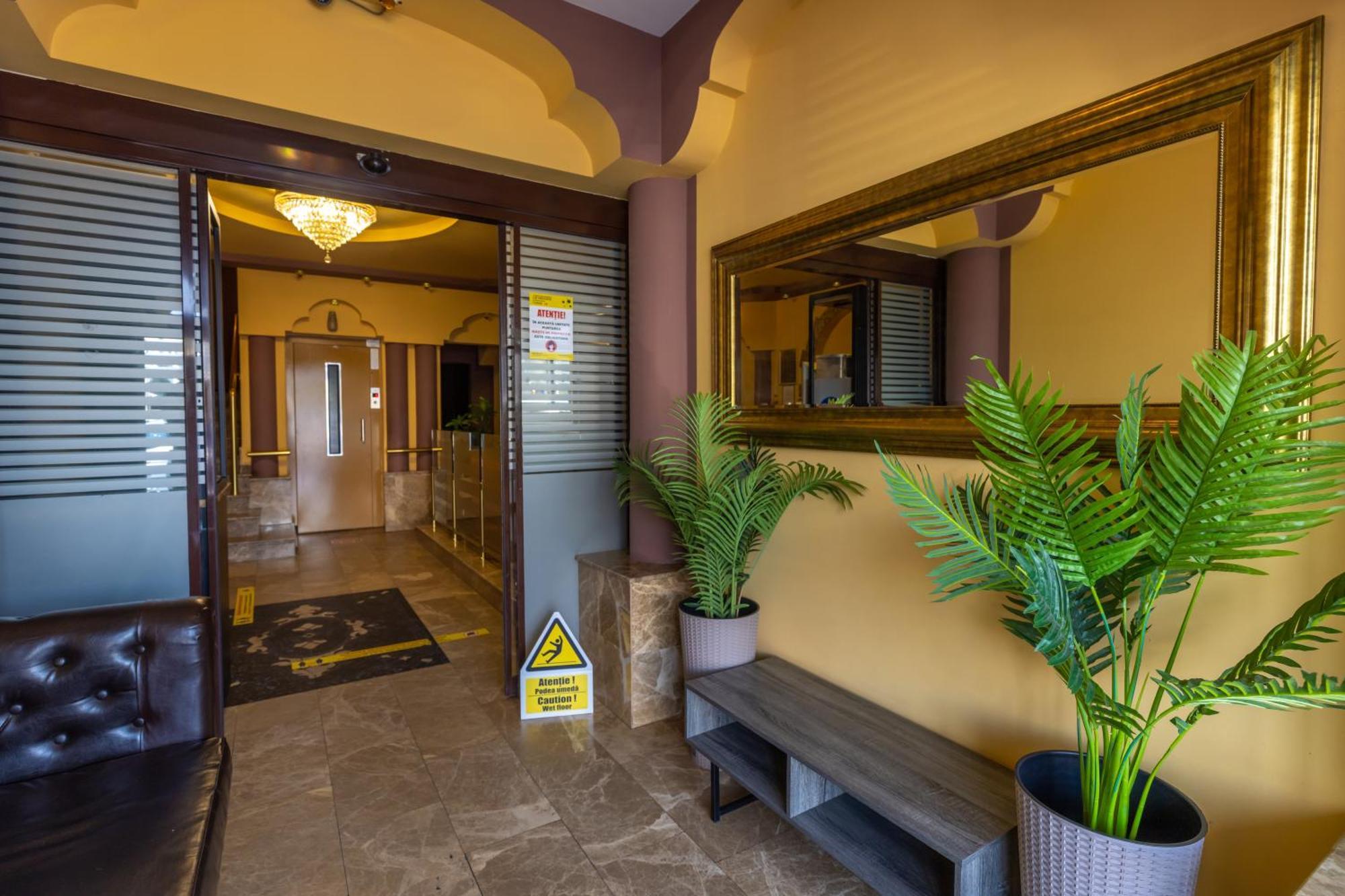 Hotel Sir Gara De Nord 부쿠레슈티 외부 사진