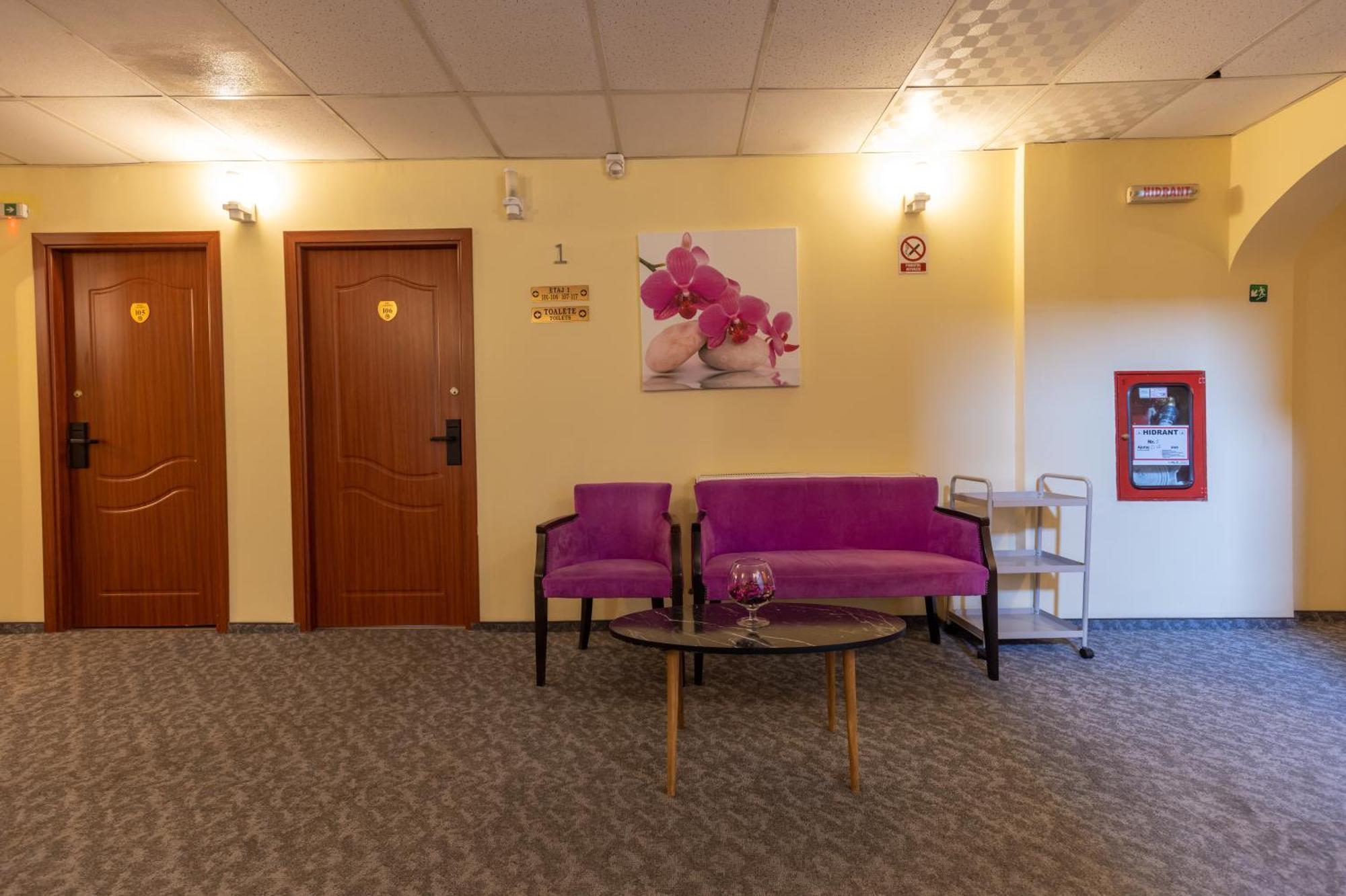 Hotel Sir Gara De Nord 부쿠레슈티 외부 사진